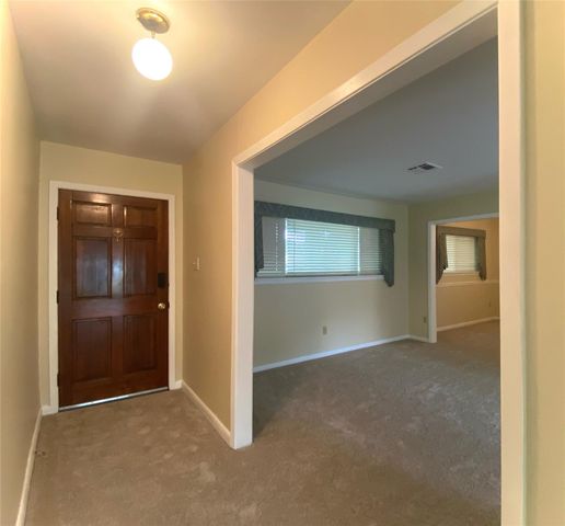 5114 Stillbrooke Dr, Houston, TX 77035