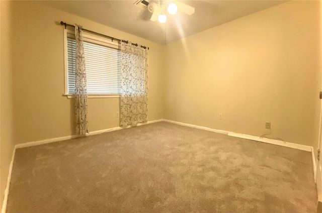 5114 Stillbrooke Dr, Houston, TX 77035