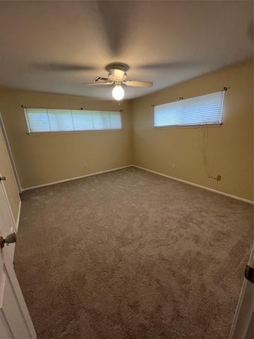 5114 Stillbrooke Dr, Houston, TX 77035