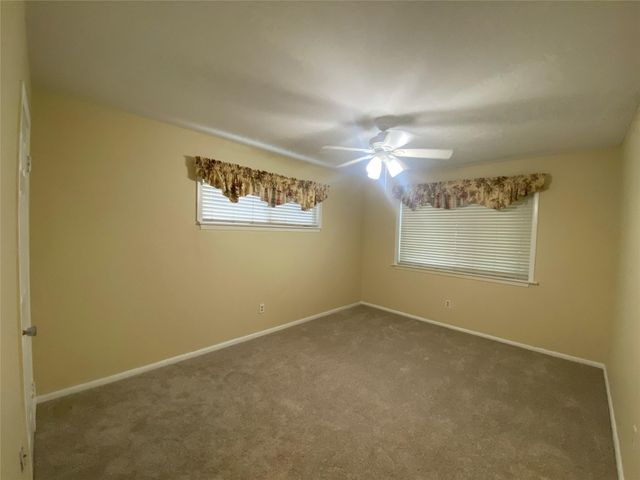 5114 Stillbrooke Dr, Houston, TX 77035