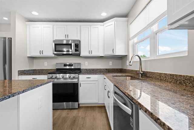 1726 Tarnow Street, Howell, MI 48855