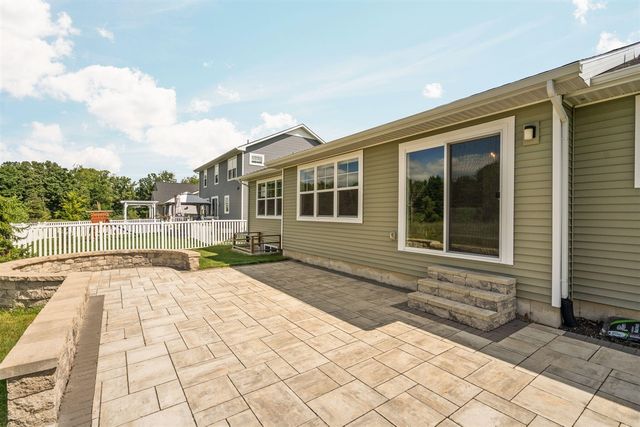 1726 Tarnow Street, Howell, MI 48855