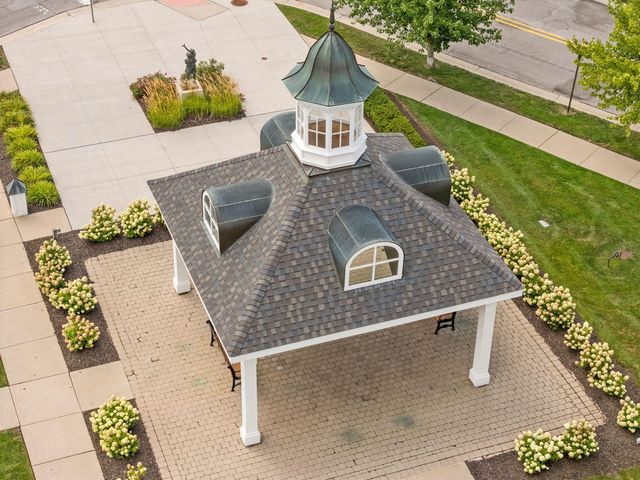 1726 Tarnow Street, Howell, MI 48855