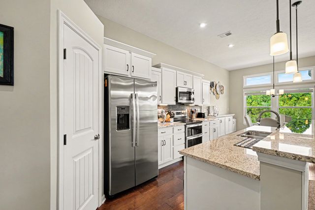 7577 Devonshire Drive, Alexandria, KY 41001