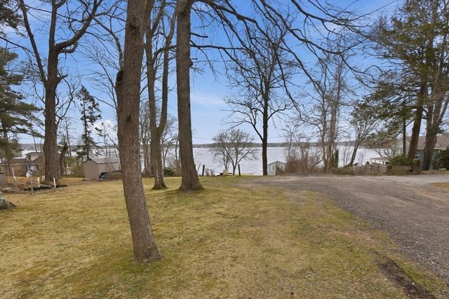 16 Norfolk St., Lakeville, MA 02347