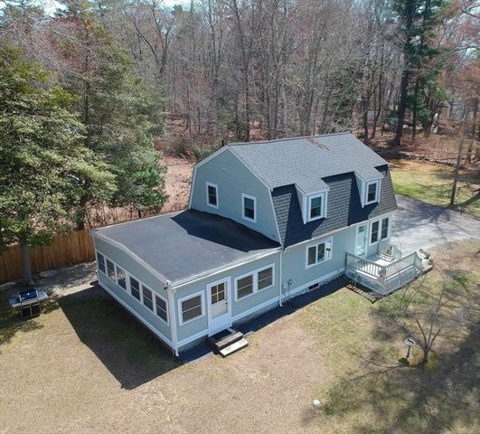 16 Norfolk St., Lakeville, MA 02347