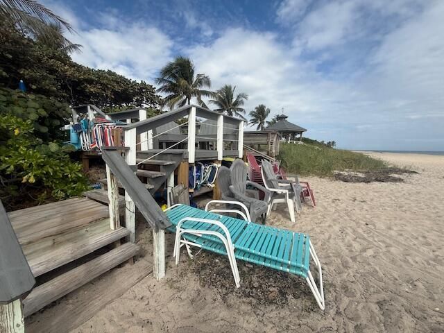 5520 N Ocean Boulevard 111, Ocean Ridge, FL 33435