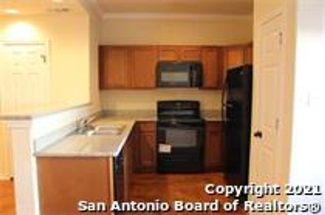 16802 Showdown Path Unit 3, Selma, TX 78154