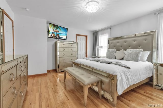 111 Autumn Creek Court, Amherst, NY 14051