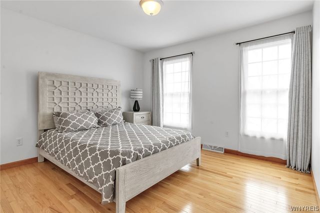 111 Autumn Creek Court, Amherst, NY 14051