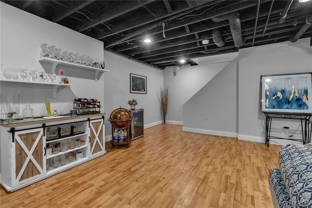 111 Autumn Creek Court, Amherst, NY 14051