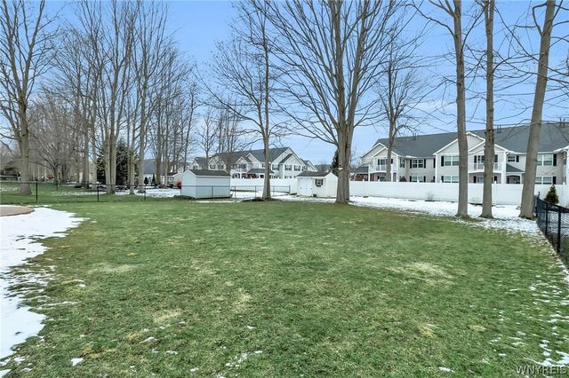 111 Autumn Creek Court, Amherst, NY 14051