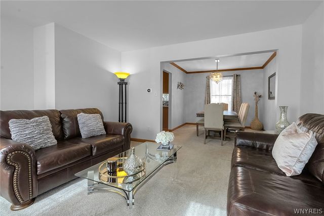 111 Autumn Creek Court, Amherst, NY 14051