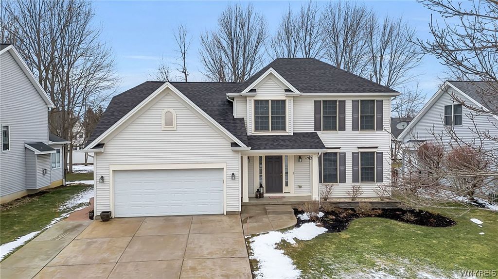 111 Autumn Creek Court, Amherst, NY 14051