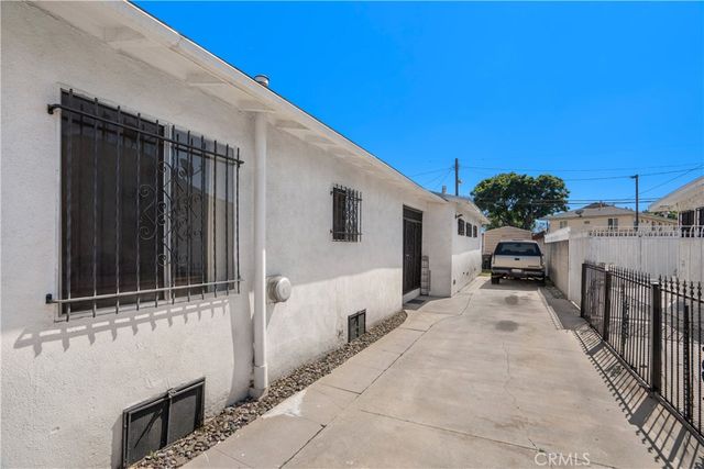 632 E 87th Place, Los Angeles, CA 90002