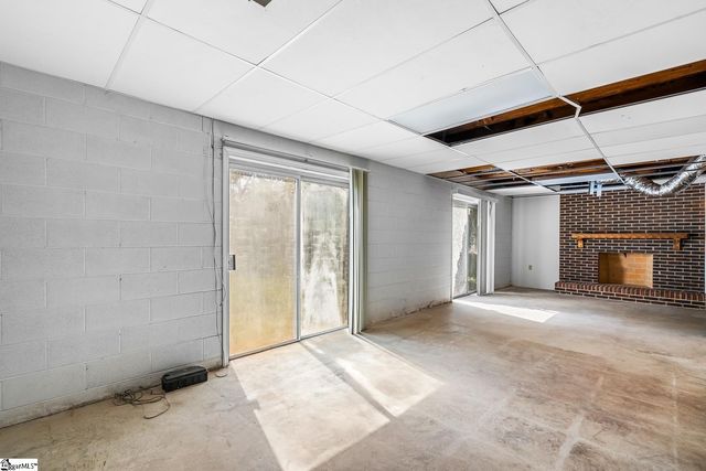 208 Williamsburg Road, Anderson, SC 29621