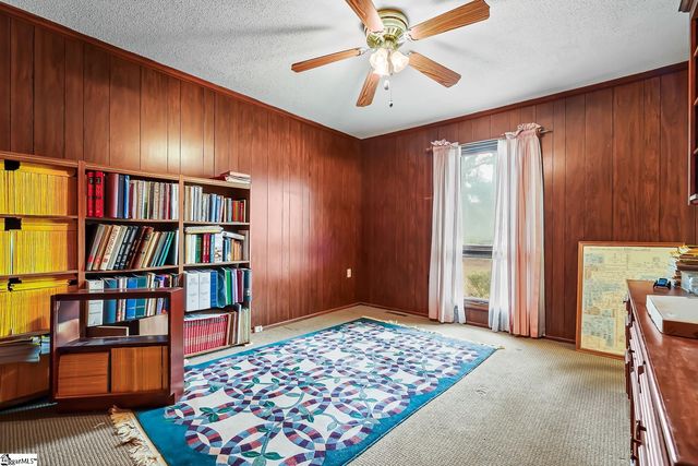 208 Williamsburg Road, Anderson, SC 29621