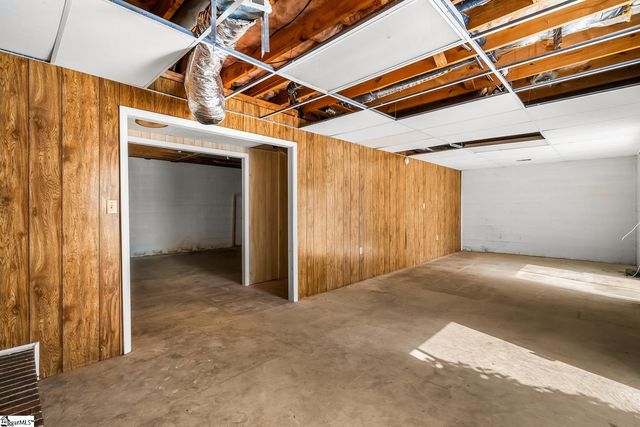 208 Williamsburg Road, Anderson, SC 29621