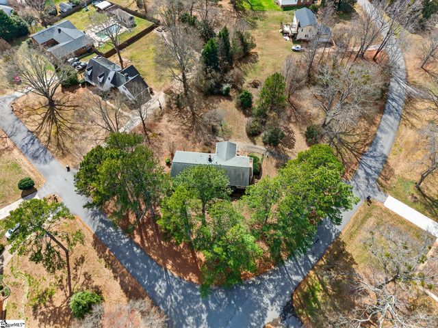 208 Williamsburg Road, Anderson, SC 29621