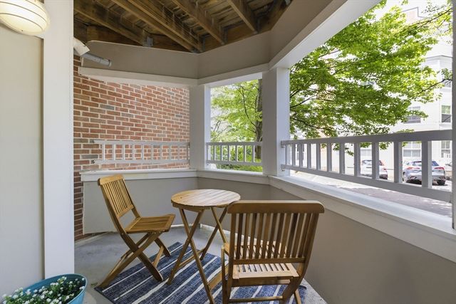 318 Rindge Avenue 103, Cambridge, MA 02140