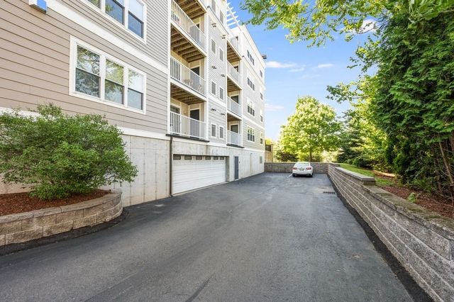318 Rindge Avenue 103, Cambridge, MA 02140
