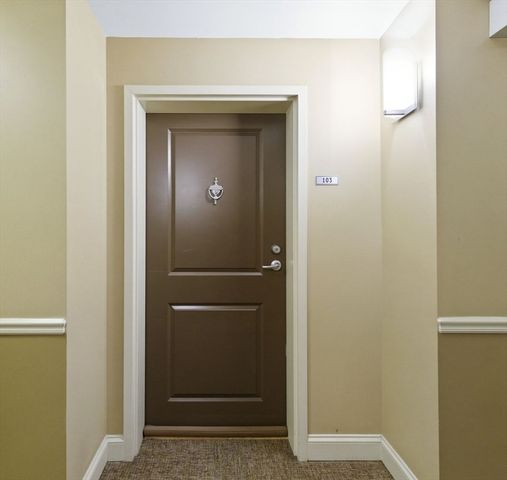 318 Rindge Avenue 103, Cambridge, MA 02140