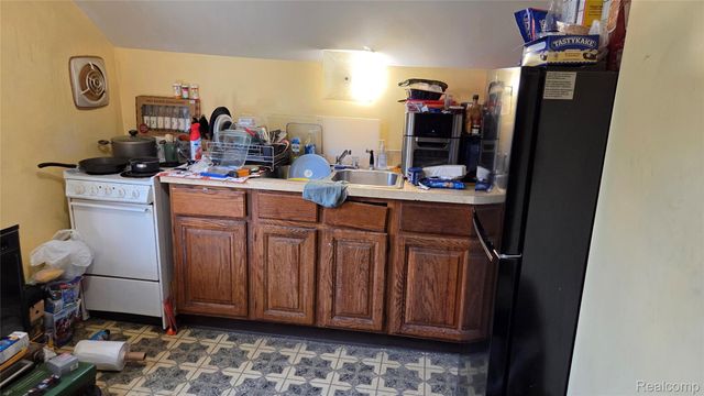 1410 Indiana Avenue, Flint, MI 48506