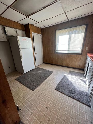 1410 Indiana Avenue, Flint, MI 48506