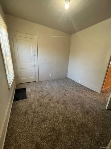 1410 Indiana Avenue, Flint, MI 48506