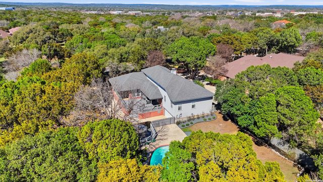 371 Hunters Creek, New Braunfels, TX 78132
