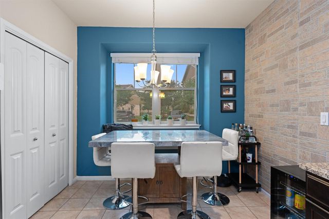 516 E Slaughter LN 1701, Austin, TX 78744