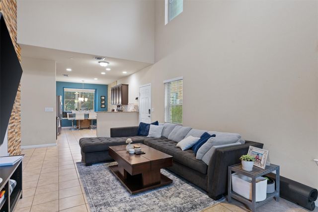 516 E Slaughter LN 1701, Austin, TX 78744