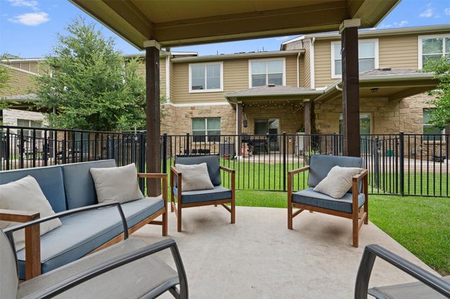 516 E Slaughter LN 1701, Austin, TX 78744