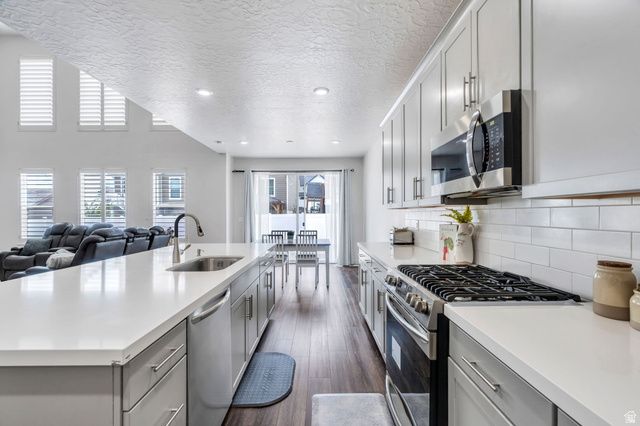 213 W PRICKLY PEAR DR, Saratoga Springs, UT 84045