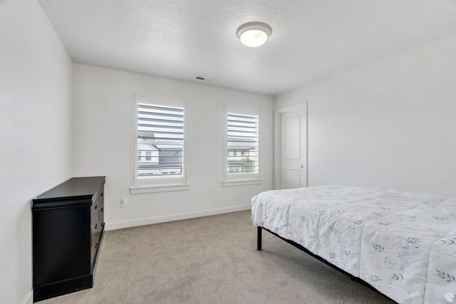 213 W PRICKLY PEAR DR, Saratoga Springs, UT 84045