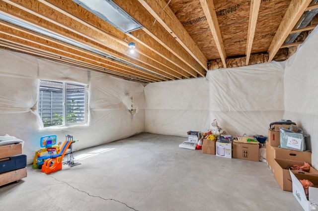 213 W PRICKLY PEAR DR, Saratoga Springs, UT 84045