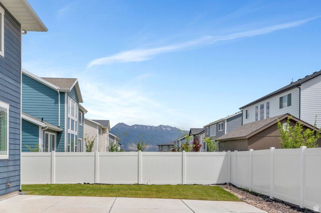 213 W PRICKLY PEAR DR, Saratoga Springs, UT 84045
