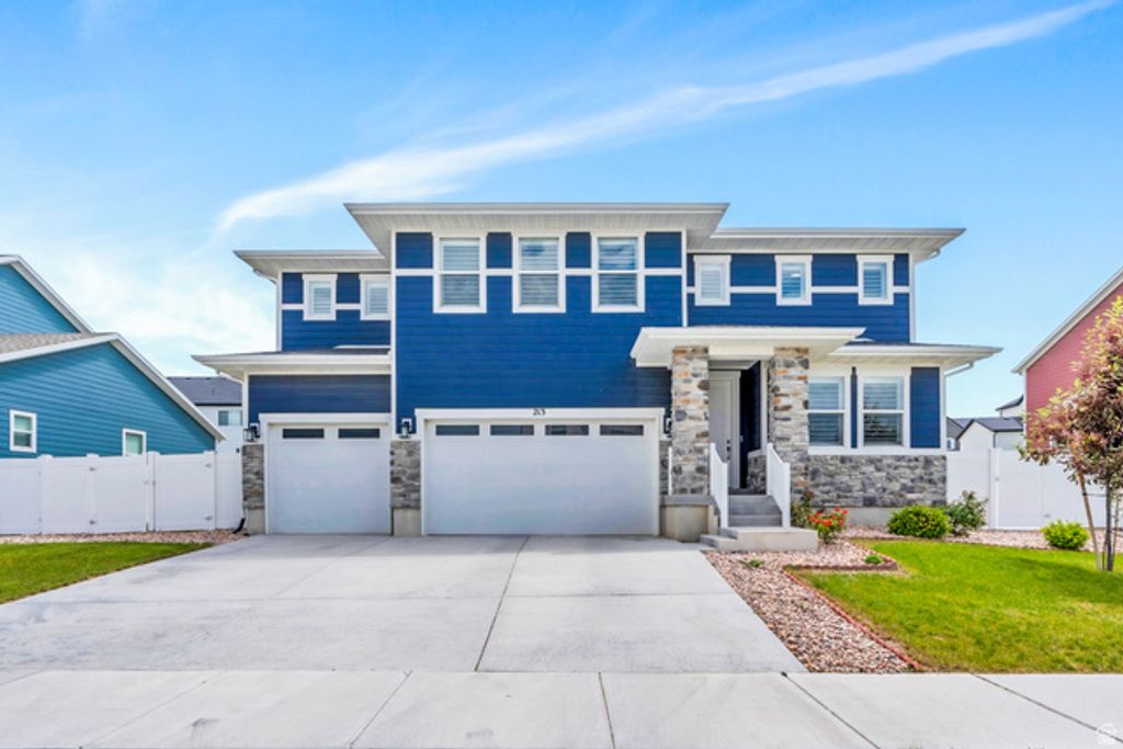 213 W PRICKLY PEAR DR, Saratoga Springs, UT 84045