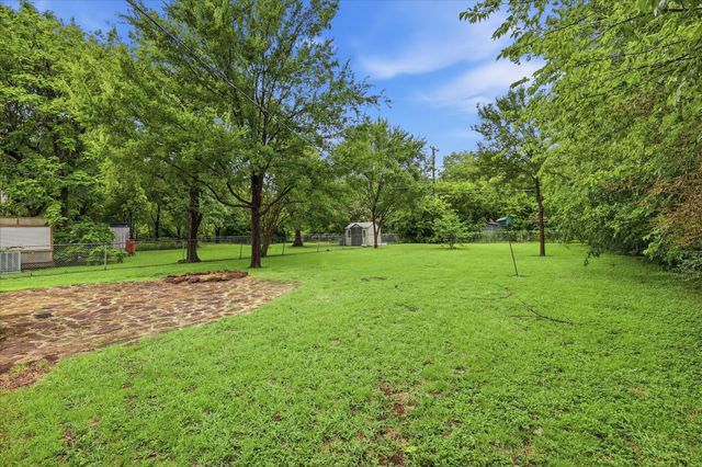 904 Cordell Street, Denton, TX 76201
