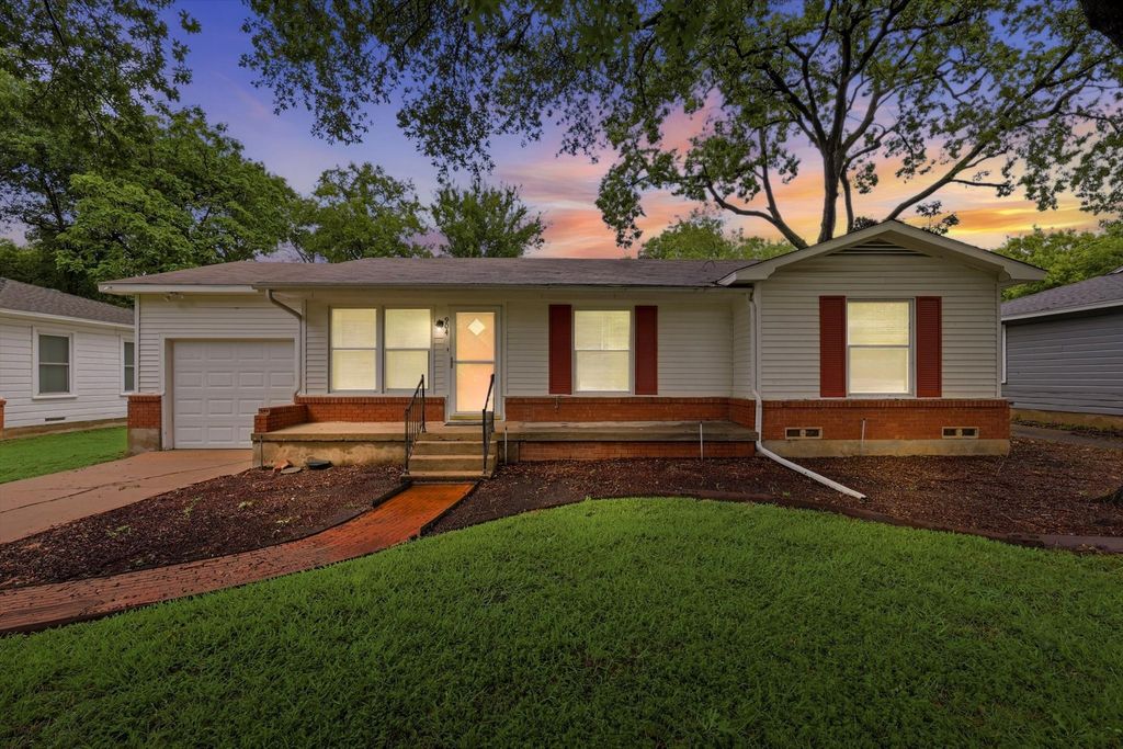 904 Cordell Street, Denton, TX 76201