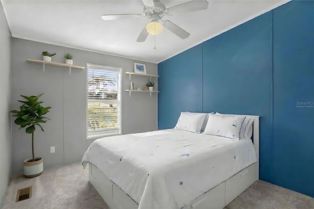 40212 GRAYS AIRPORT ROAD, Lady Lake, FL 32159