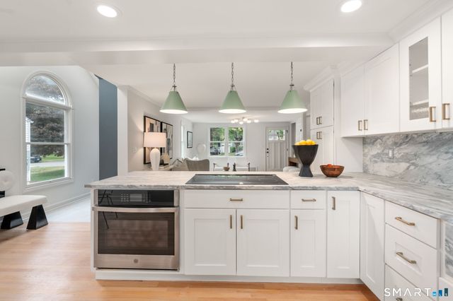 7 High Gate Road, Westport, CT 06880
