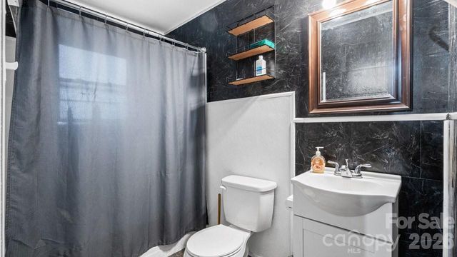 608 E Ryder Avenue, Landis, NC 28088