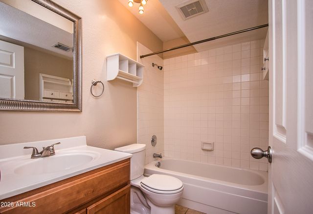 7755 E Thomas Road Unit 18, Scottsdale, AZ 85251