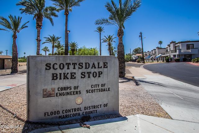 7755 E Thomas Road Unit 18, Scottsdale, AZ 85251