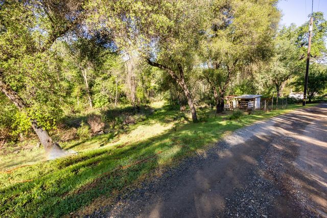 10344 Peardon Rd, Smartsville, CA 95977