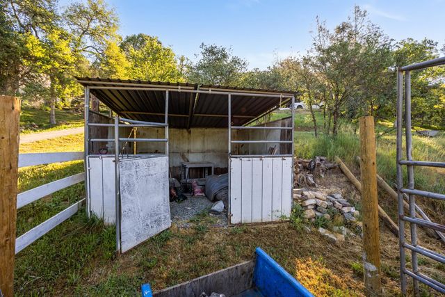 10344 Peardon Rd, Smartsville, CA 95977