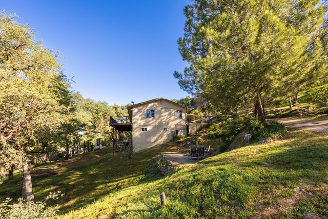 10344 Peardon Rd, Smartsville, CA 95977