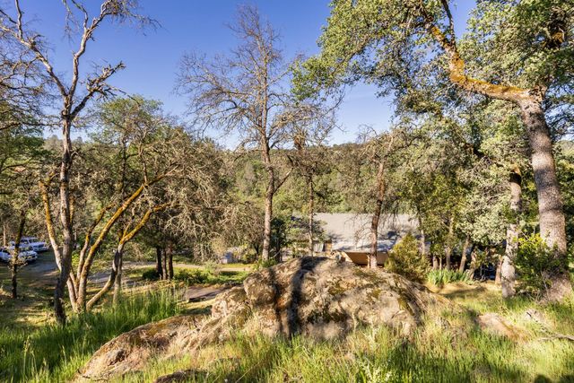 10344 Peardon Rd, Smartsville, CA 95977