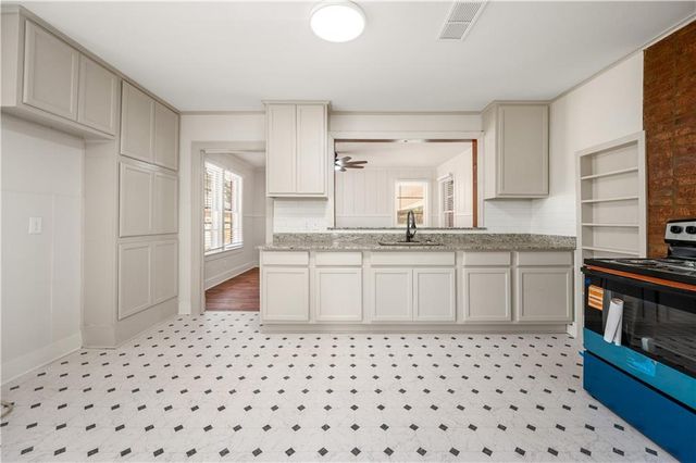 2905 JACKSON Street, Alexandria, LA 71301